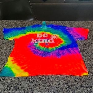 Short sleeve 'be kind' t shirt